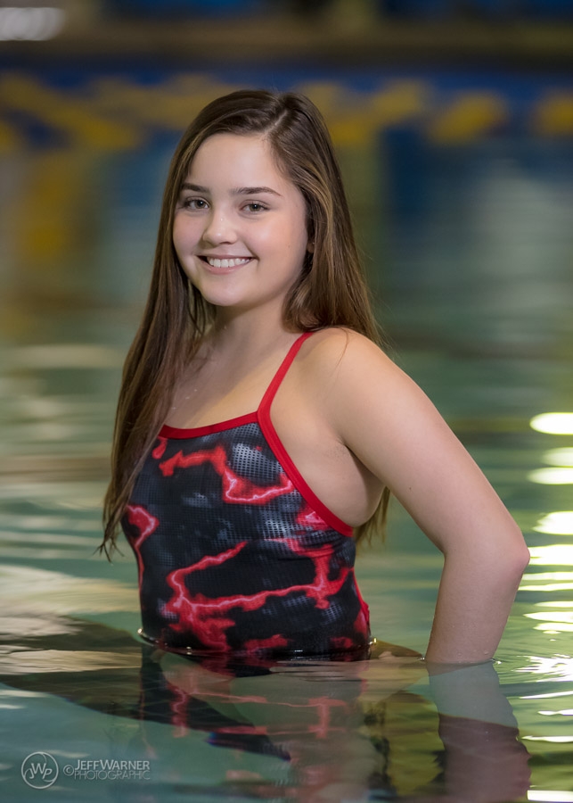 007(_DS72759)-PomonaHSswim_900x