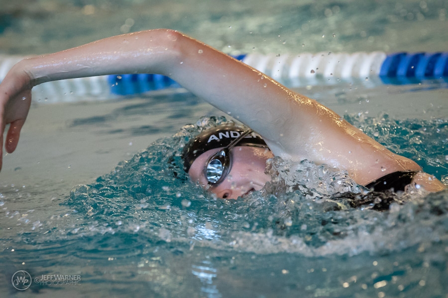 041(7D_02225)-GHSgirlsSWIM-2019_900x