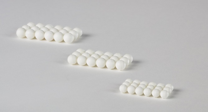 010_product-studio-ceramic-spheres-group