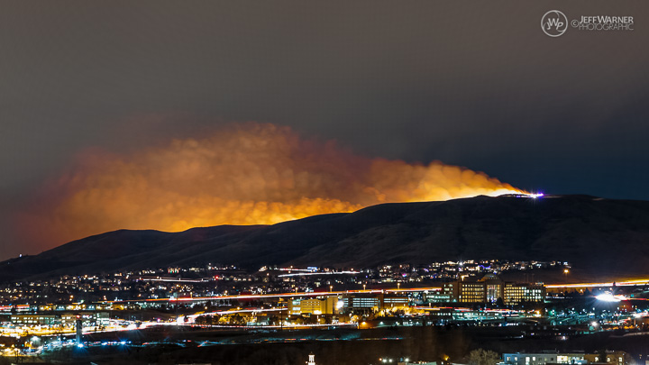 Fire on Green Mountain, Lakewood, Colorado, 11/28/16